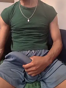 Snapshot of Switcherxxx chatting on 05-22-26, 03:24 Switcherxxx online show from 05-22-26, 03:24