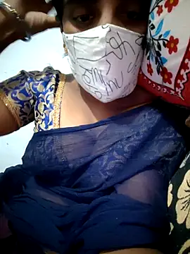 Snapshot of Tamil_Hot_HoneyBee chatting on 05-11-26, 02:56 Tamil Hot HoneyBee online show from 05-11-26, 02:56