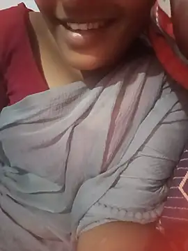 Snapshot of Tamil_Hot_HoneyBee chatting on 06-15-26, 07:54 Tamil Hot HoneyBee online show from 06-15-26, 07:54