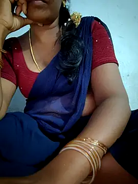 Snapshot of Tamil_Hot_HoneyBee chatting on 06-20-26, 05:49 Tamil Hot HoneyBee online show from 06-20-26, 05:49