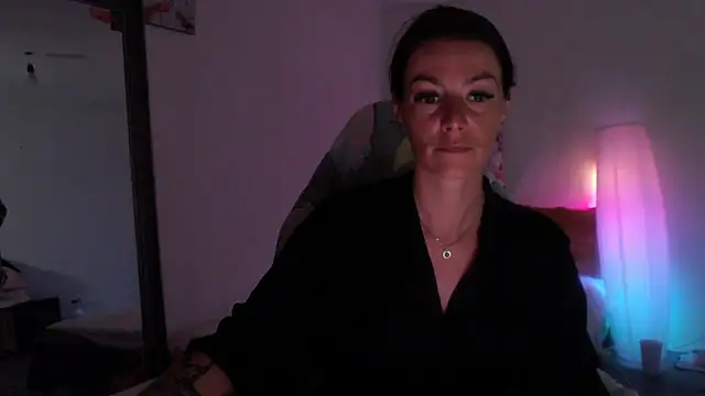 Snapshot of missydiorr10 chatting on 05-11-26, 09:26 missydiorr10 online show from 05-11-26, 09:26