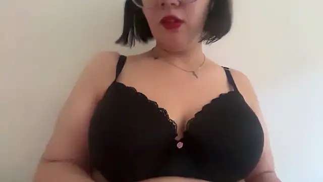 petalhani online show from 04-27-26, 02:37