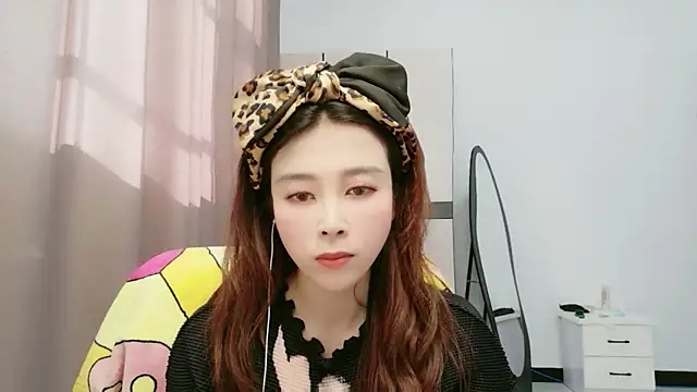 xiaoxiaohong030 online show from 06-07-26, 07:56