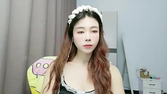 xiaoxiaohong030 online show from 06-10-26, 03:33
