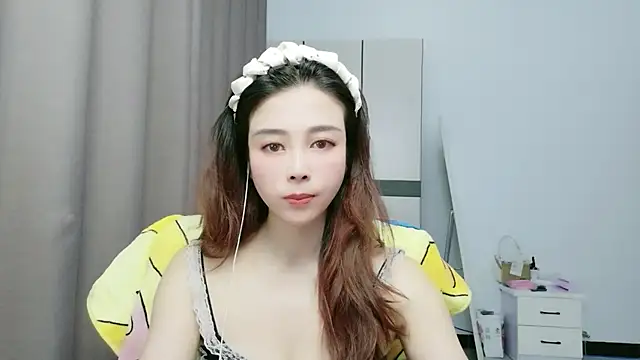 xiaoxiaohong030 online show from 06-13-26, 02:37