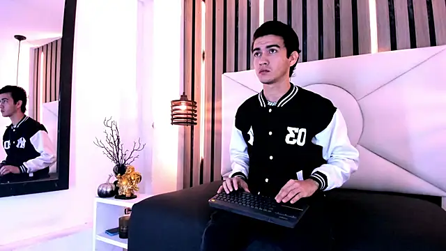 Feiccer Castquer online show from 05-03-26, 11:16