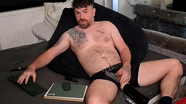 Naughtybihubbyxx online show from 05-06-26, 08:30