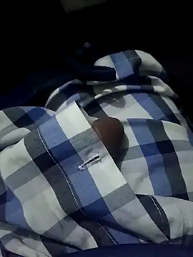 YoungHornyDude97 online show from 04-29-26, 11:55