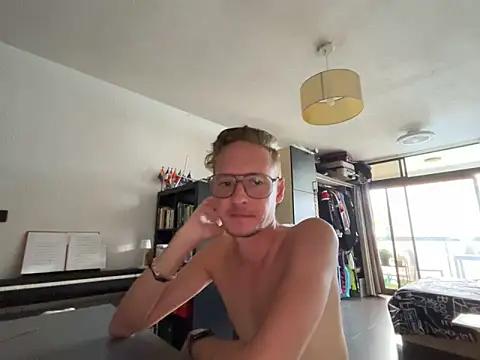 BlondieVelvet online show from 05-02-26, 06:02