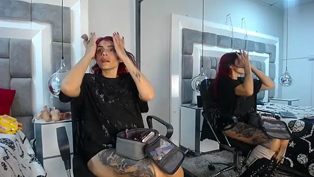 Lucie Red online show from 06-10-26, 07:46