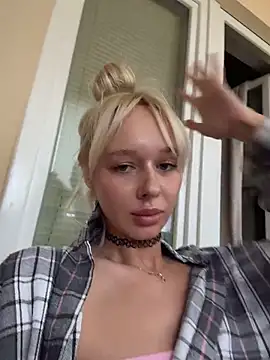 Sweety F69 online show from 06-10-26, 04:28