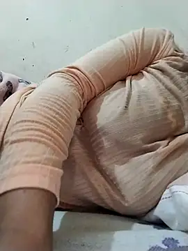 Zi90m online show from 04-28-26, 06:57