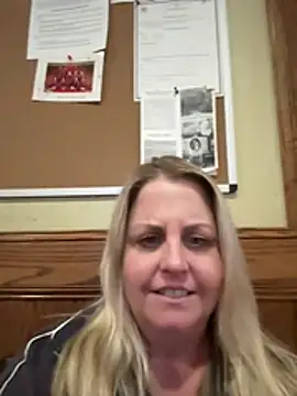 Snapshot of Bruiserboomer2 chatting on 04-29-26, 10:38 Bruiserboomer2 online show from 04-29-26, 10:38