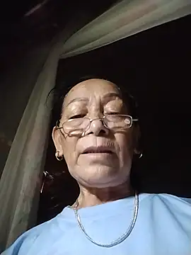 Snapshot of mouth22 chatting on 06-04-26, 02:50 mouth22 online show from 06-04-26, 02:50