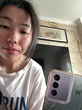 Snapshot of XIAOnaimao-001 chatting on 05-28-26, 05:27 XIAOnaimao-001 online show from 05-28-26, 05:27