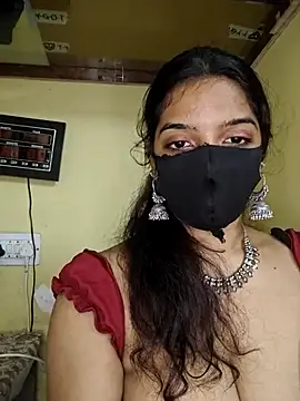 vanika2000 online show from 07-21-26, 04:37