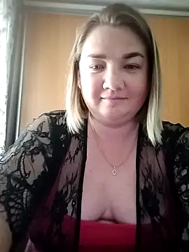 MiyaOlliver online show from 05-12-26, 06:54