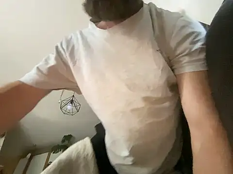 thefrenchi09 online show from 05-30-26, 06:10