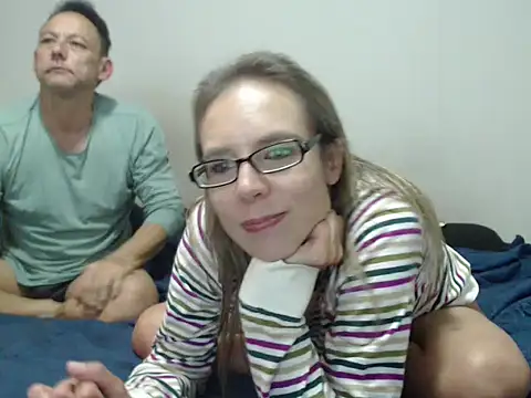 Snapshot of blondiesin50 chatting on 05-19-26, 07:31 blondiesin50 online show from 05-19-26, 07:31
