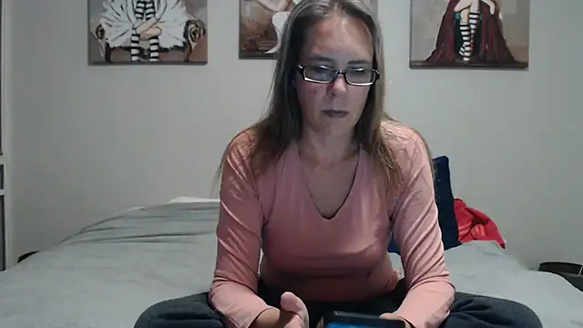 Snapshot of blondiesin50 chatting on 06-15-26, 06:10 blondiesin50 online show from 06-15-26, 06:10
