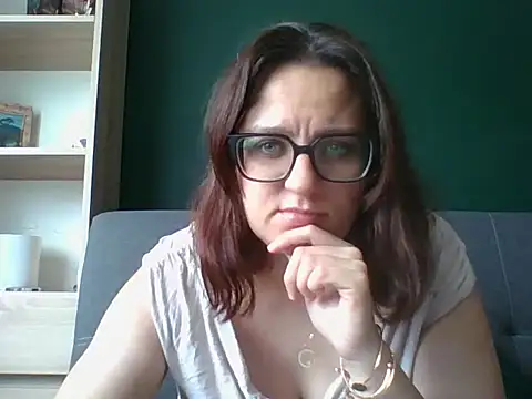 sensual paris online show from 06-18-26, 09:14