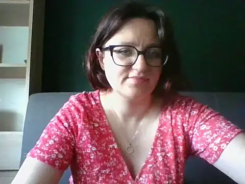 sensual paris online show from 06-29-26, 05:25
