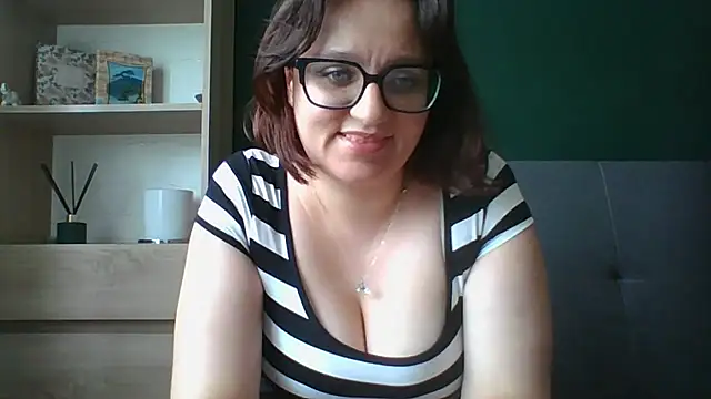 sensual paris online show from 07-14-26, 10:21