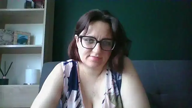 sensual paris online show from 07-16-26, 05:35