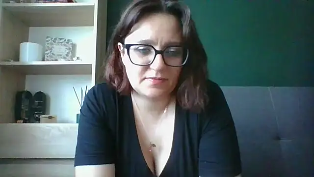 sensual paris online show from 07-30-26, 05:28