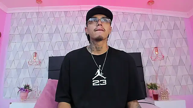 TysonRiggs online show from 06-01-26, 11:56