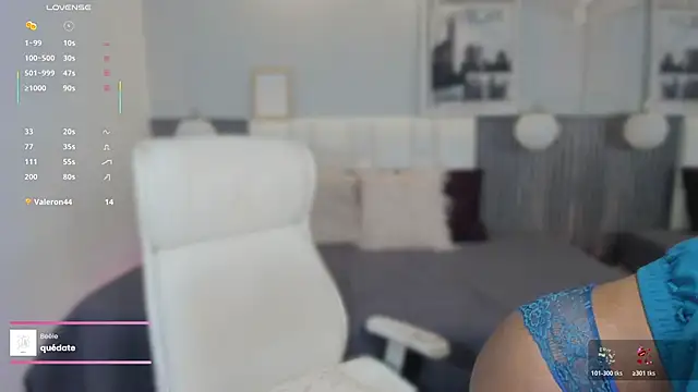 Snapshot of alessia_anderson chatting on 04-30-26, 08:57 alessia anderson online show from 04-30-26, 08:57