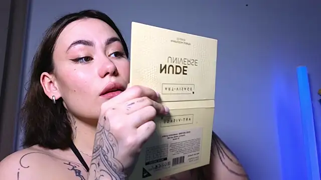 viktoriamoore online show from 05-17-26, 03:52