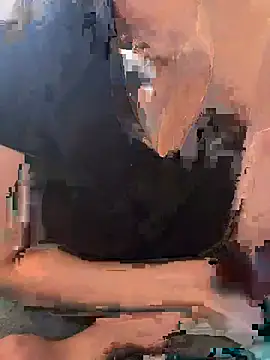 Hot-Hanona online show from 05-03-26, 01:17