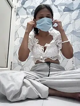 sassyygurl online show from 05-08-26, 03:06