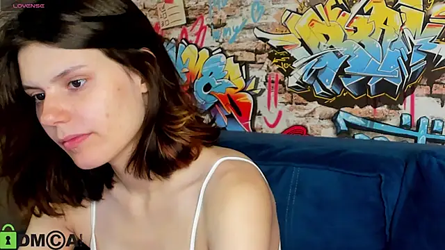 Kira Be11 online show from 06-25-26, 01:16