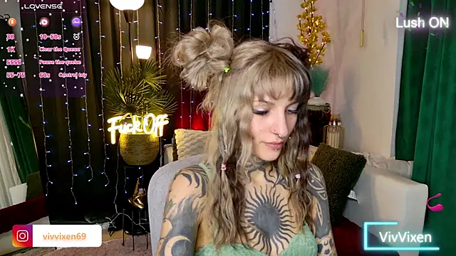 VivVixen online show from 05-09-26, 07:19
