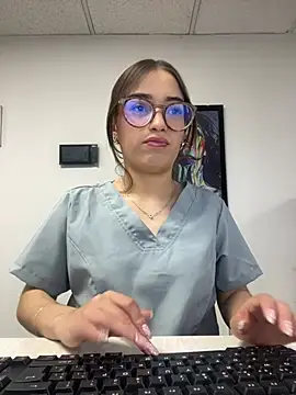 Sweet Milaa1 online show from 06-27-26, 11:43
