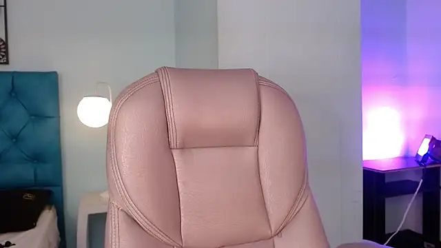 Lilyred  online show from 06-30-26, 03:29