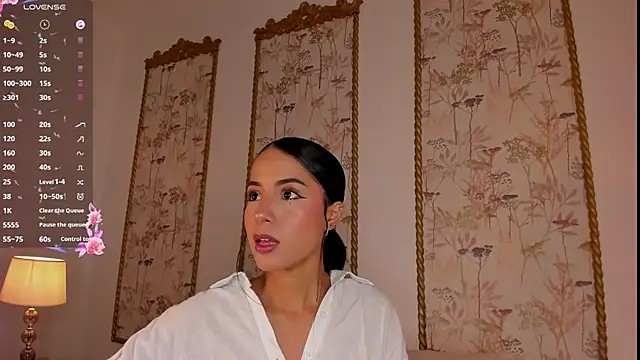 sara castro24  online show from 07-29-26, 08:51