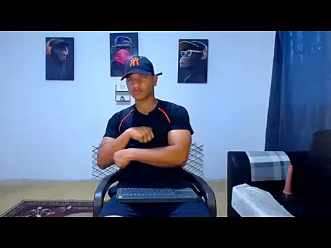 Snapshot of Ian_Arcia chatting on 05-20-26, 10:38 Ian Arcia online show from 05-20-26, 10:38