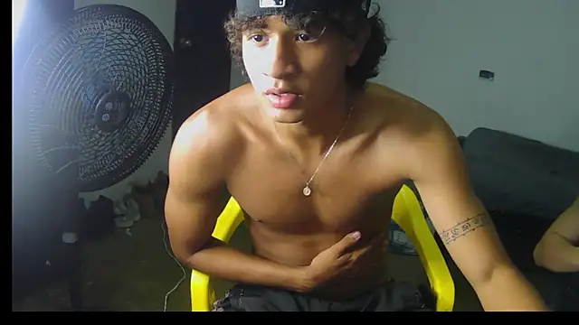 Snapshot of Hansel_take chatting on 05-22-26, 10:37 Hansel take online show from 05-22-26, 10:37