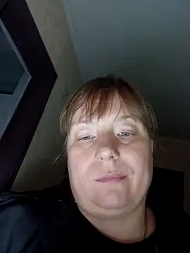 MikkiLove777 online show from 05-02-26, 12:37