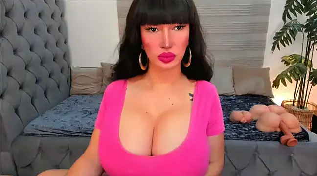 PlayfullMaria online show from 12-24-24, 04:08