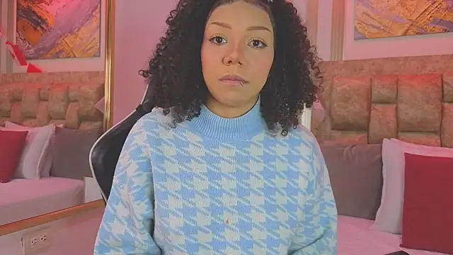 lilith pink   online show from 06-23-26, 03:37