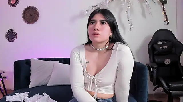 Melissa Hill25 online show from 06-26-26, 06:45