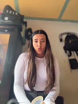 Alix Rousses20 online show from 05-15-26, 04:58