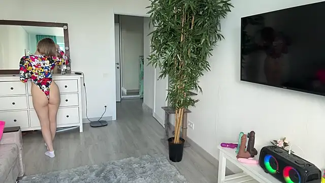 Victoria Jess online show from 05-09-26, 09:47