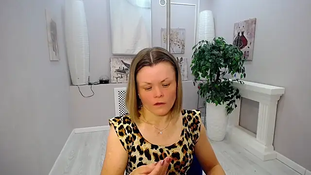 wild temptation  online show from 05-29-26, 06:11
