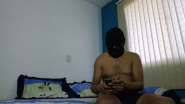 DuoCalienteshow69 online show from 07-02-26, 02:56