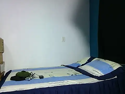 DuoCalienteshow69 online show from 07-03-26, 02:45